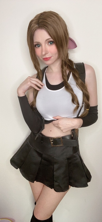 PeachMilky - Aerith Tifa Swap.jpg